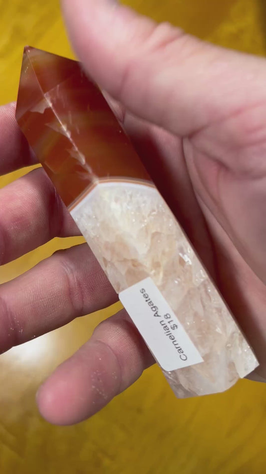 Carnelian Sardonyx Tower